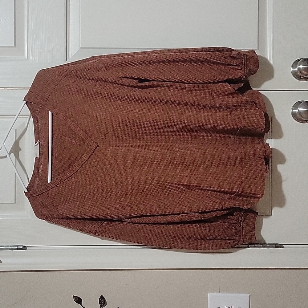 Altar'd state thermal long sleeved shirt Med.